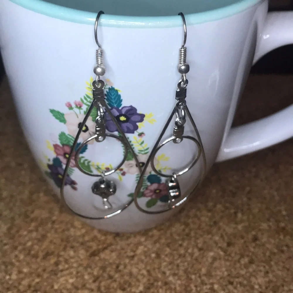 New handmade earrings teardrop silver w clover